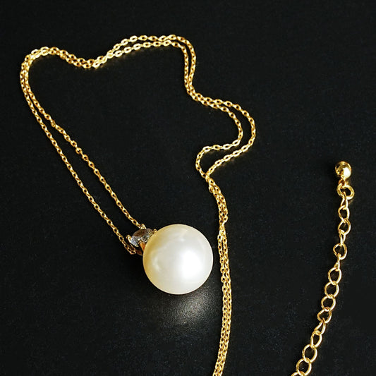 Single pendant bright pearl necklace women's light luxury clavicle chain